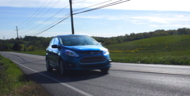 2013_C-Max_Hybrid_road