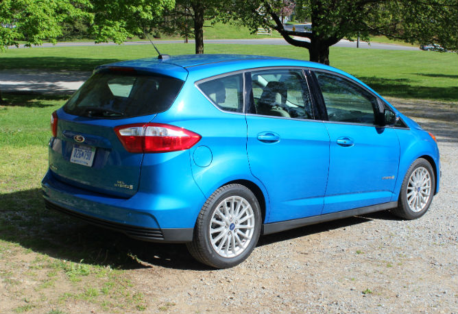 C-Max_Hybrid_RRquarter